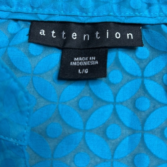 ATTENTION Semi Sheer Short Sleeve Button Down Blouse in Blue Size Large - Picture 7 of 8